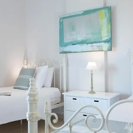 Lilaea Villa Nikiana