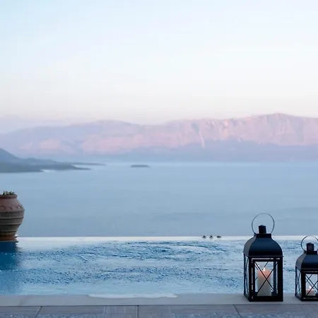 Lilaea نِكيانا